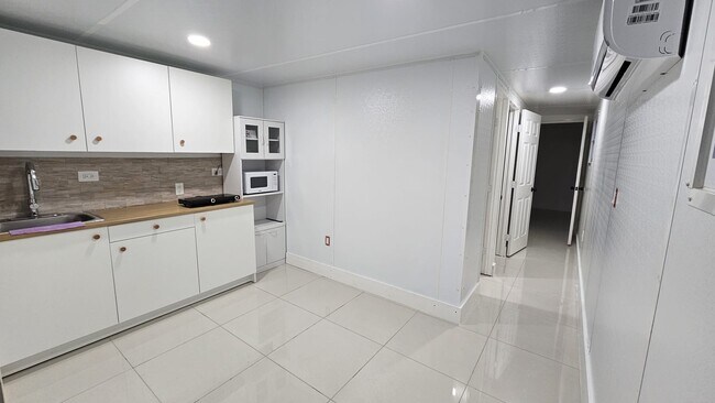 Foto del edificio - 10600 SW 146th St