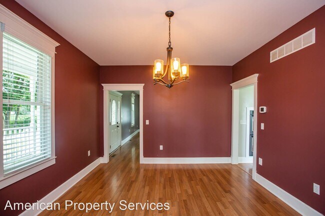 Building Photo - 3 br, 4 bath House - 2955 Keats Ave