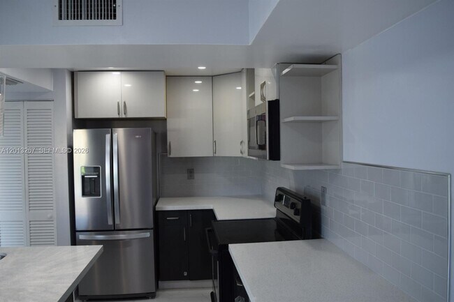 Building Photo - 2075 SW 122nd Ave