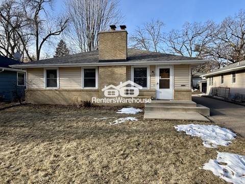 Foto del edificio - Available now! Charming 4 bed Single Family Home in Edina!