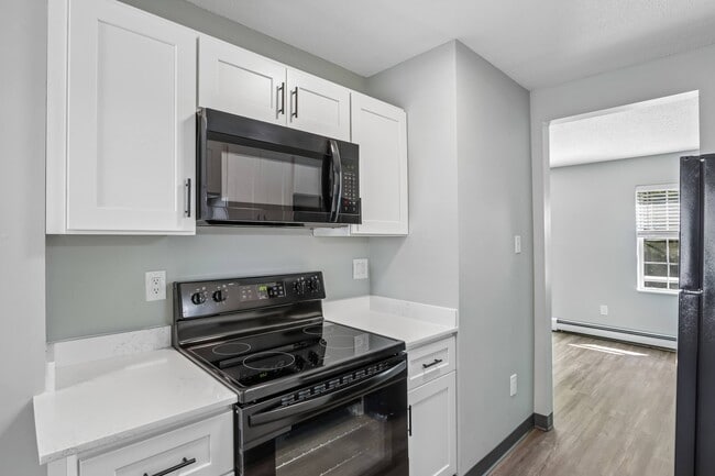 Building Photo - Eastgate Apartments