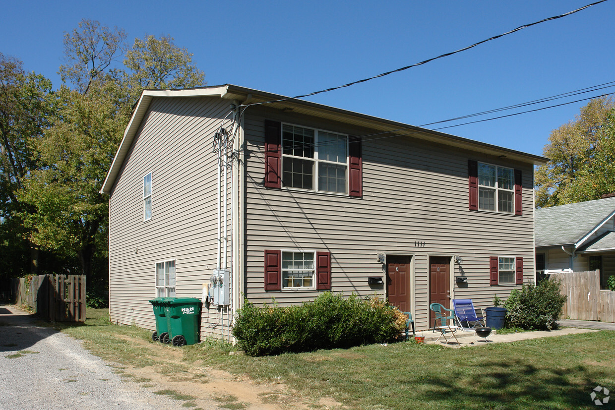 Building Photo - 1111 Crescent Ave