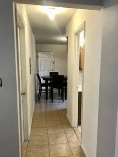 Building Photo - 202 S 5th St