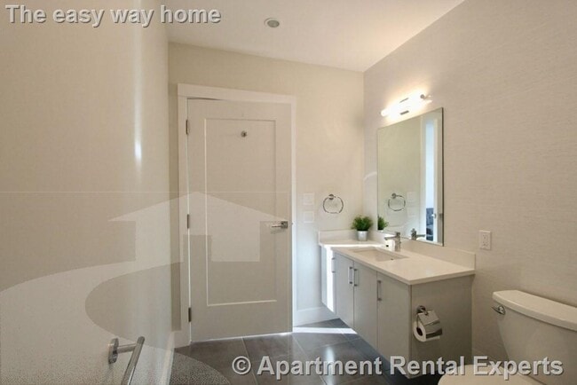 Photo - 434 McGrath Hwy Apartment