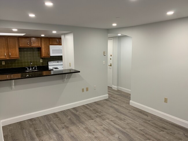 Foto del edificio - 104 Queensberry St
