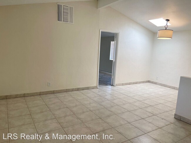 Foto del edificio - 4 br, 2 bath House - 21200 Kenniston St