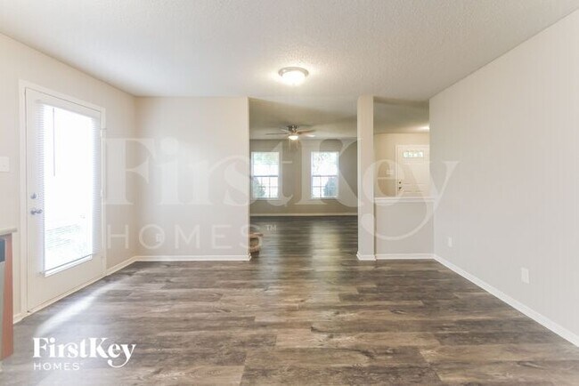 Foto del edificio - 12960 East 131st Street