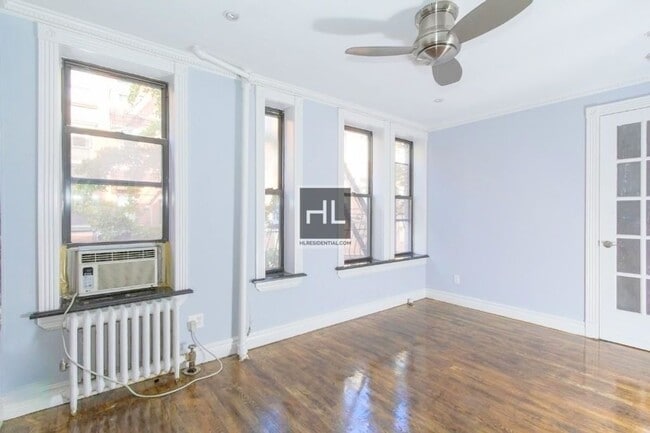 Building Photo - MOTT STREET