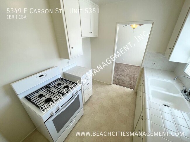 Building Photo - Charming One Bedroom in Long Beach with a ...