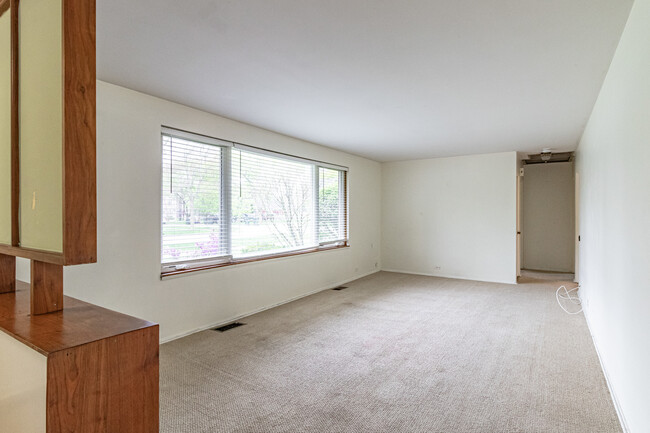 Foto del edificio - 901 Hunter Rd