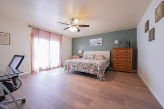Building Photo - 2115 Tesoro Pl