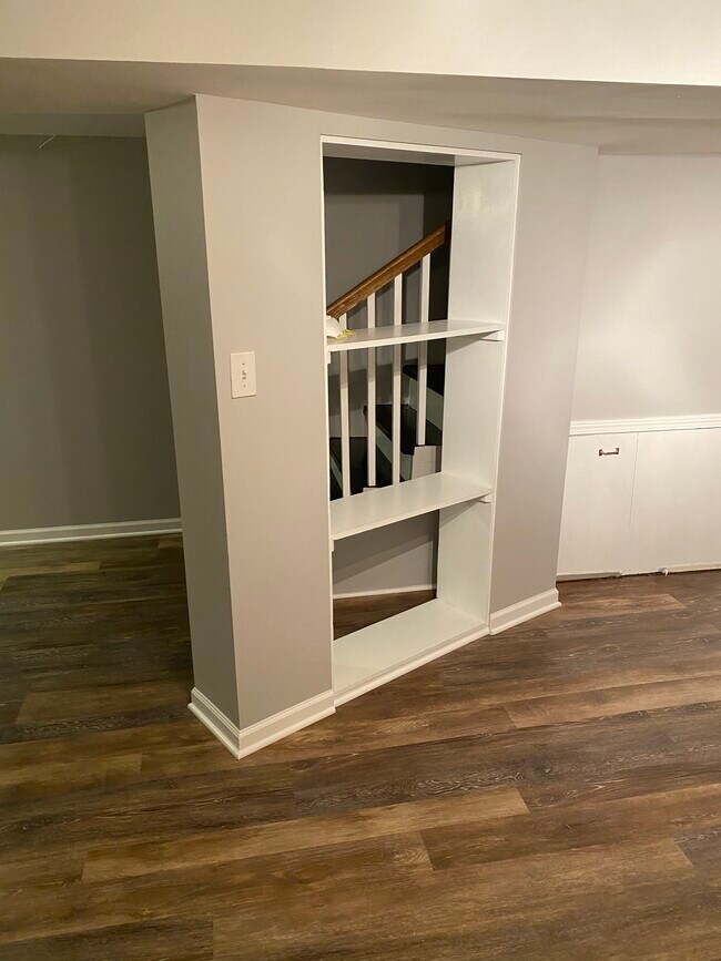 Foto del edificio - 5443 N St Louis Ave