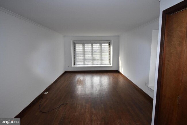 Foto del edificio - 125 Lincoln Ave