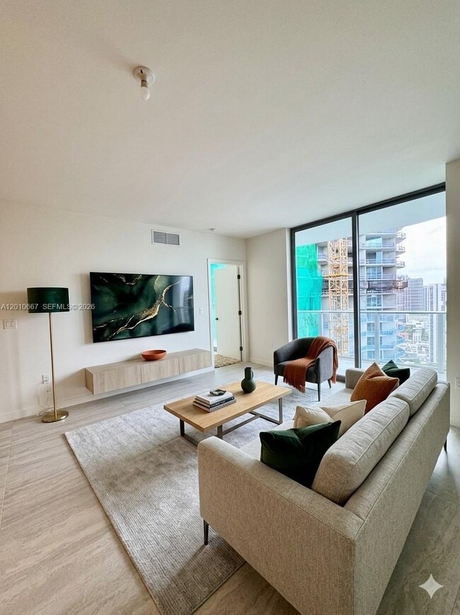 Foto del edificio - 77 SE 5th St