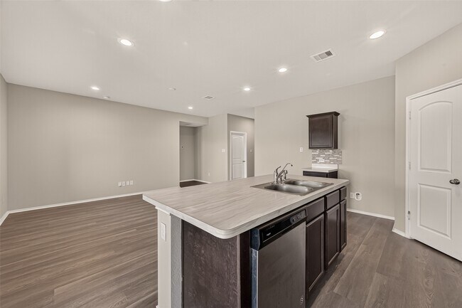 Foto del edificio - 21422 Chester Cliff Ln