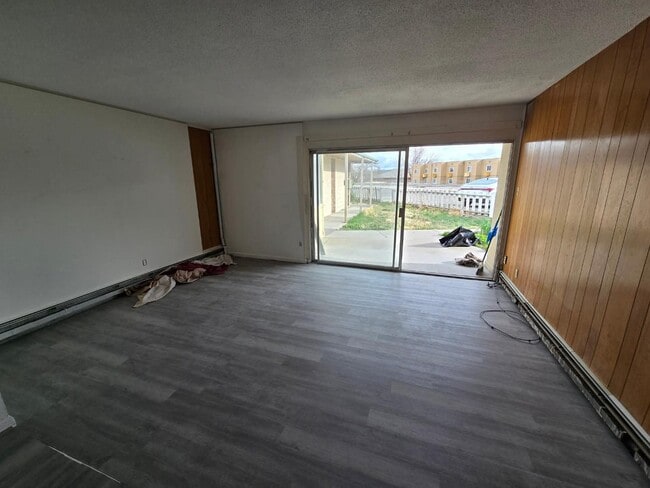 Foto del edificio - 2683 Patterson Rd