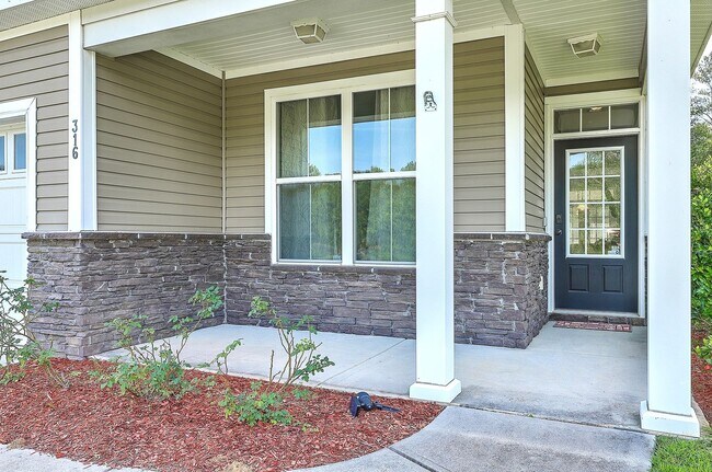 Building Photo - Single Family Home in Brickhope Greens