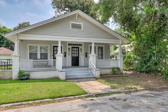 Building Photo - 106 Ellis St