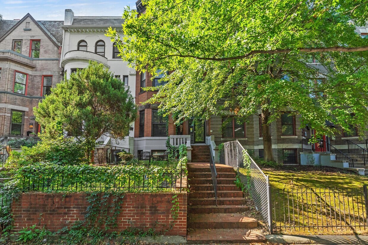 Foto principal - 1312 Euclid St NW