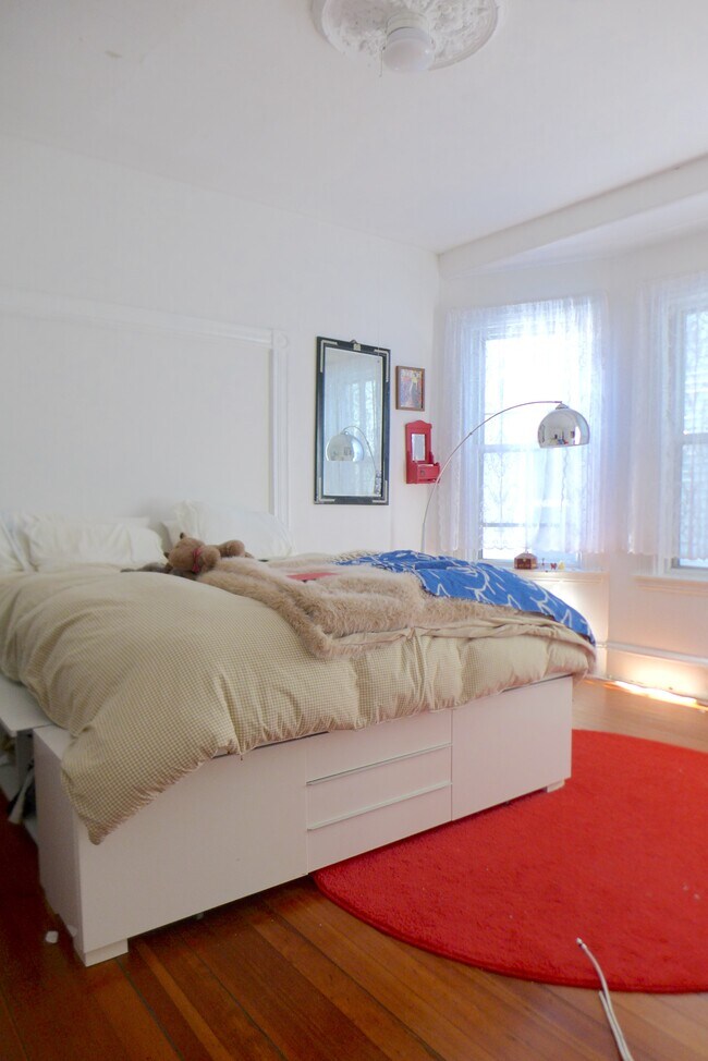 Foto del edificio - 61 Hillside St