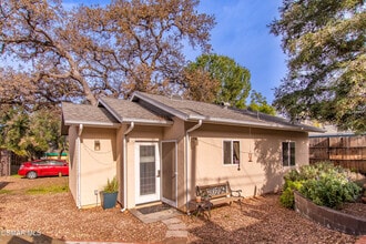 Building Photo - 1226 Aster St