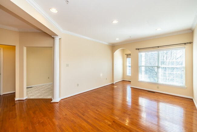 Photo - 145 Madison Way Townhome