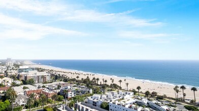 Building Photo - 153 San Vicente Blvd