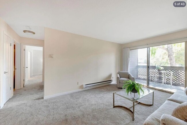 Building Photo - 1046 Yarwood Ct