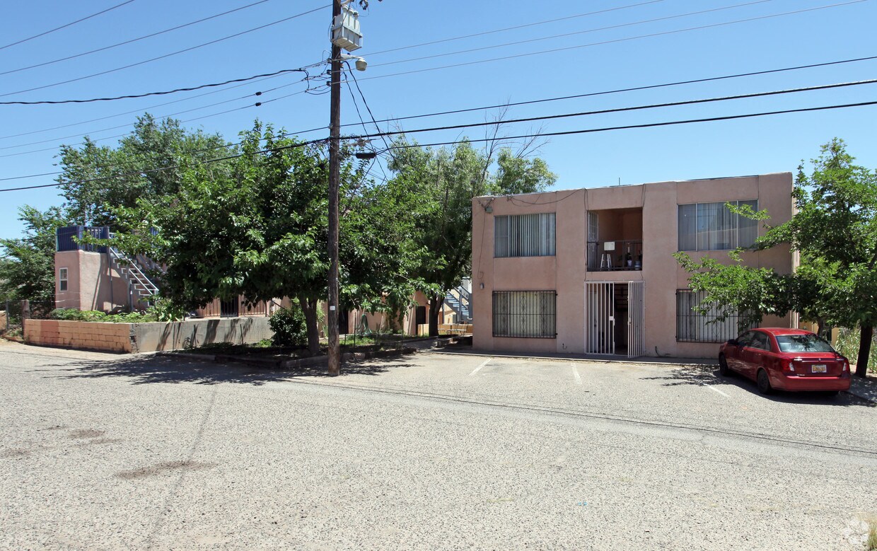 Foto del edificio - 1301-1305 Coal Ave SE