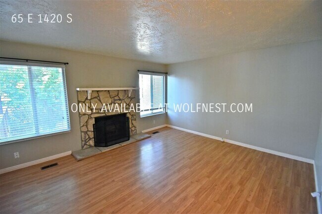 Foto del edificio - Extraordinary 4 Bedroom Farmington Home! N...
