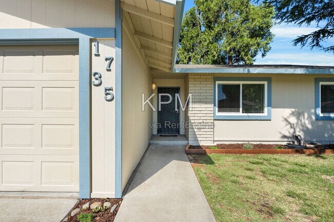 Foto del edificio - 1735 Kingwood Ave