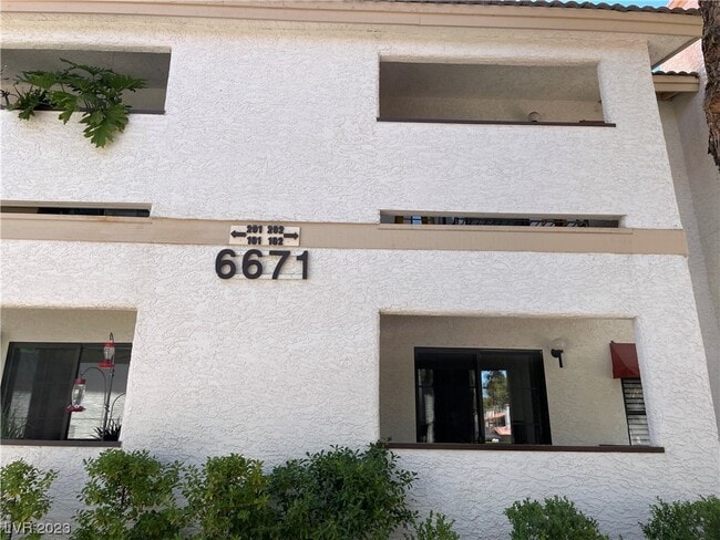 Building Photo - 6671 W Tropicana Ave