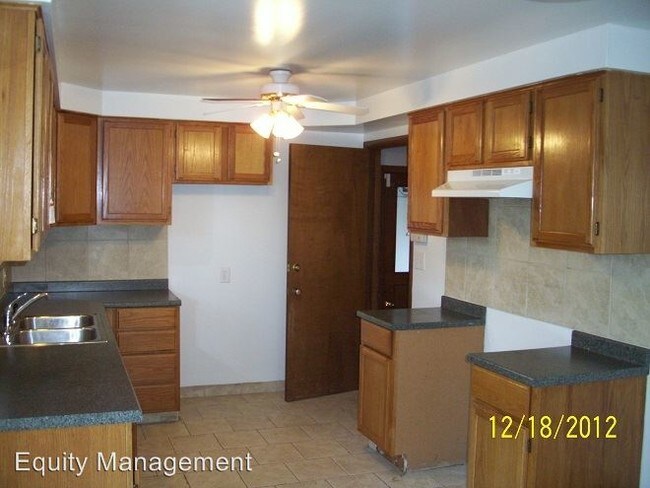 Foto del edificio - 3975 Kirk Rd