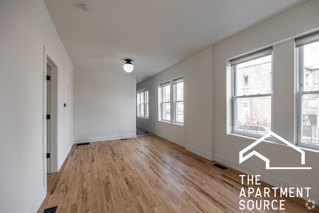 Building Photo - 3051 W Medill Ave