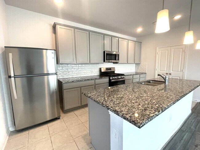 Building Photo - 1260 Whippletree Trl
