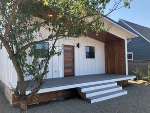 Building Photo - 4563 NE 47th Ave