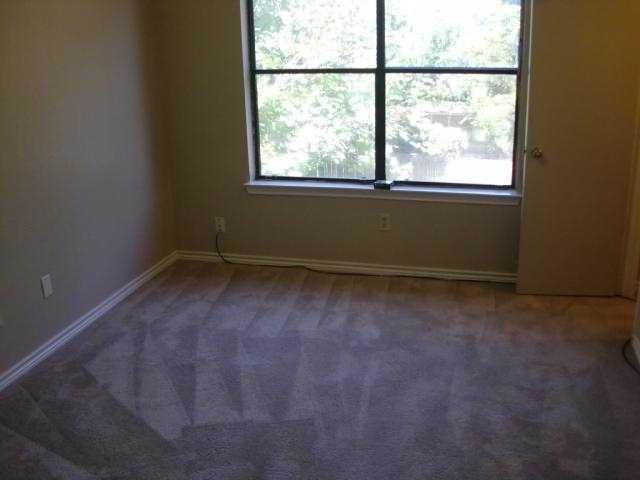 Foto del edificio - 6716 Windrift Way