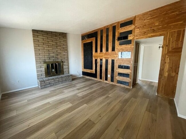 Photo - 3407 S Hardy Dr House