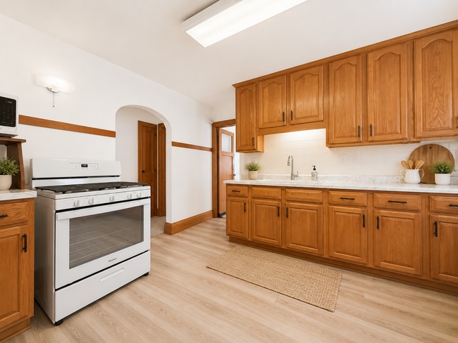 Building Photo - 1439 S 88th St