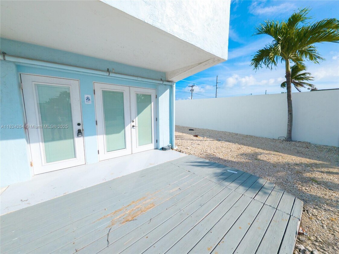 Foto principal - 74560 Overseas Hwy