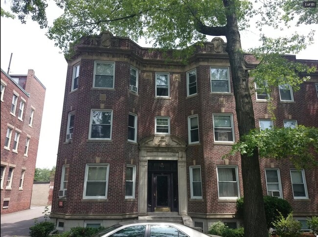 Building Photo - 73 Thatcher St