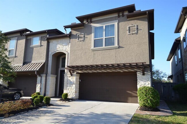 Foto del edificio - 9515 Scanlan Heights Ln