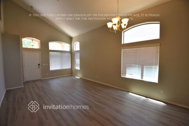 Foto del edificio - 3716 W Darrow St