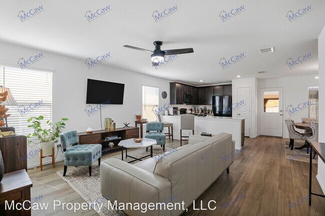 Foto del edificio - 3 br, 2 bath House - 9729 Motley Dr.