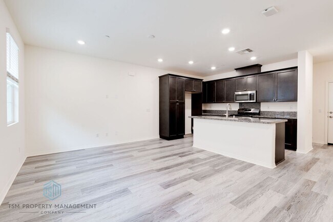 Building Photo - Beautifully 2019-Built 3 Beds 2.5 Baths 1,468 Sqft Home in Eastvale!