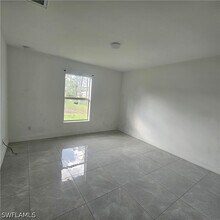 Building Photo - 4720 29th St SW