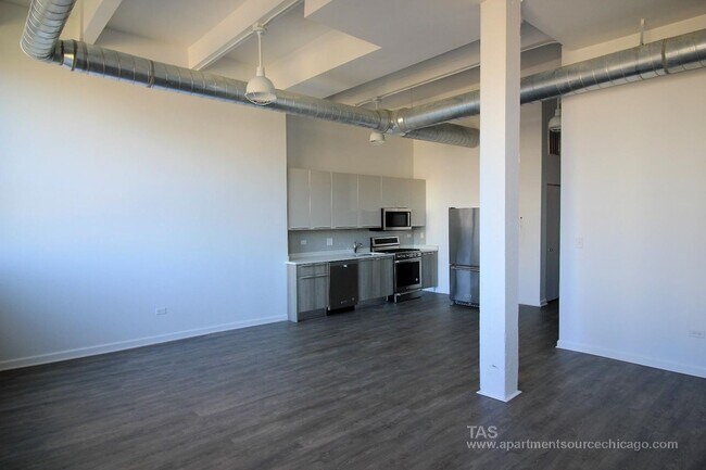 Foto del edificio - TRULY AMAZING Loft-style condo-quality 3 Bed/2 ba IN UNIT LAUNDRY