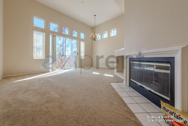 Building Photo - 2684 Dunstan Dr