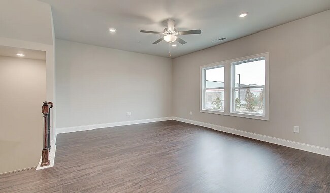 Building Photo - 1091 Knoxboro Ln