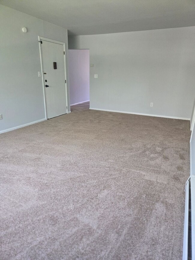Foto del edificio - 2 bedrooms, 1 bathroom